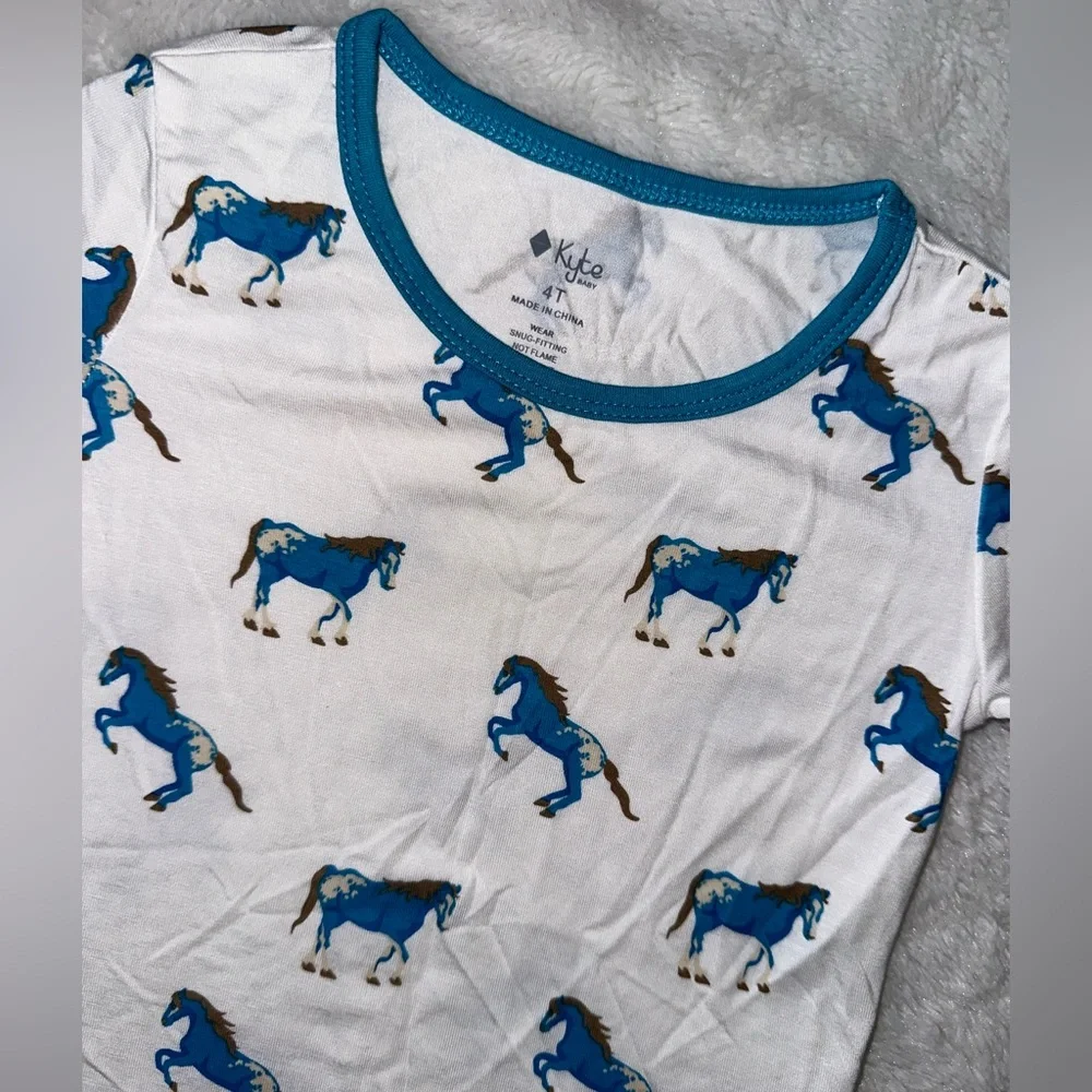 💙🐴NWT Kyte Horse Set🐴💙 - Picture 3 of 3